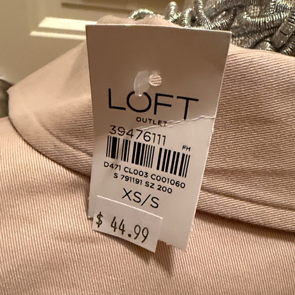 NWT Cape Jacket - Picture 3 of 3